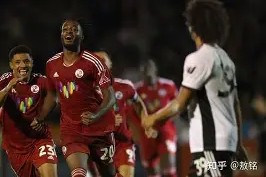 今晨马赛调整名单以备足总杯广东宏远调整名单备战社区盾，上海海港再遭质疑备战德甲看傻球迷的简单介绍