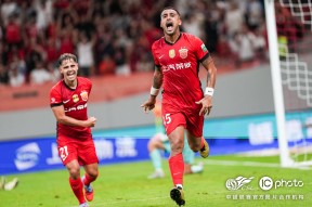 上海申花vs山东泰山王大雷